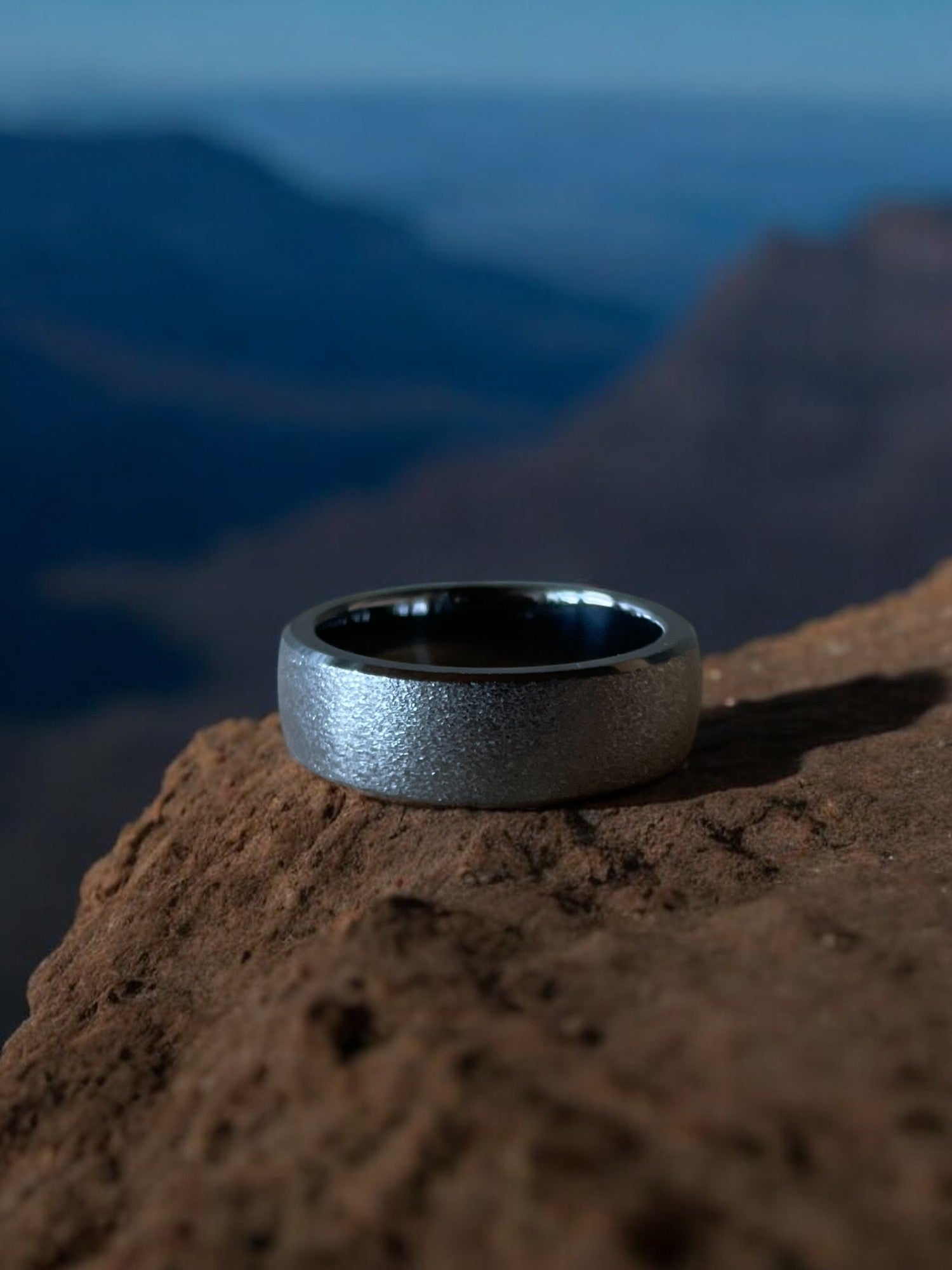 Specturium Contactless Payment Ring - Mat Black